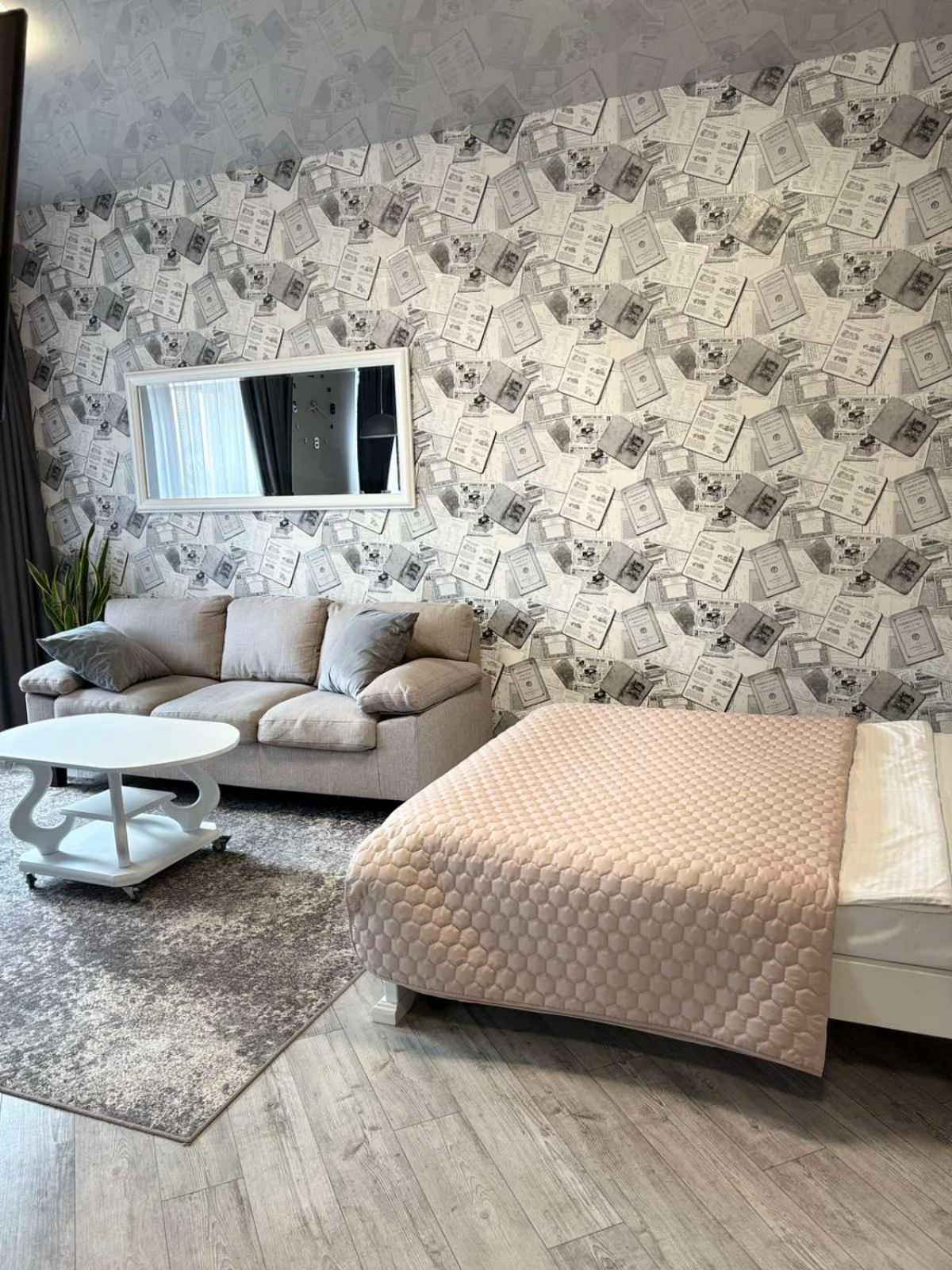 Просторі Lux Апартаменти На Центральному Проспекті, Великий Smart Tv,Преміум-Підписки Youtube Та Онлайн-Кінотеатрів , Кавомашина, Відкритий Балкон, Звітні Документи Krivij Rih Kültér fotó